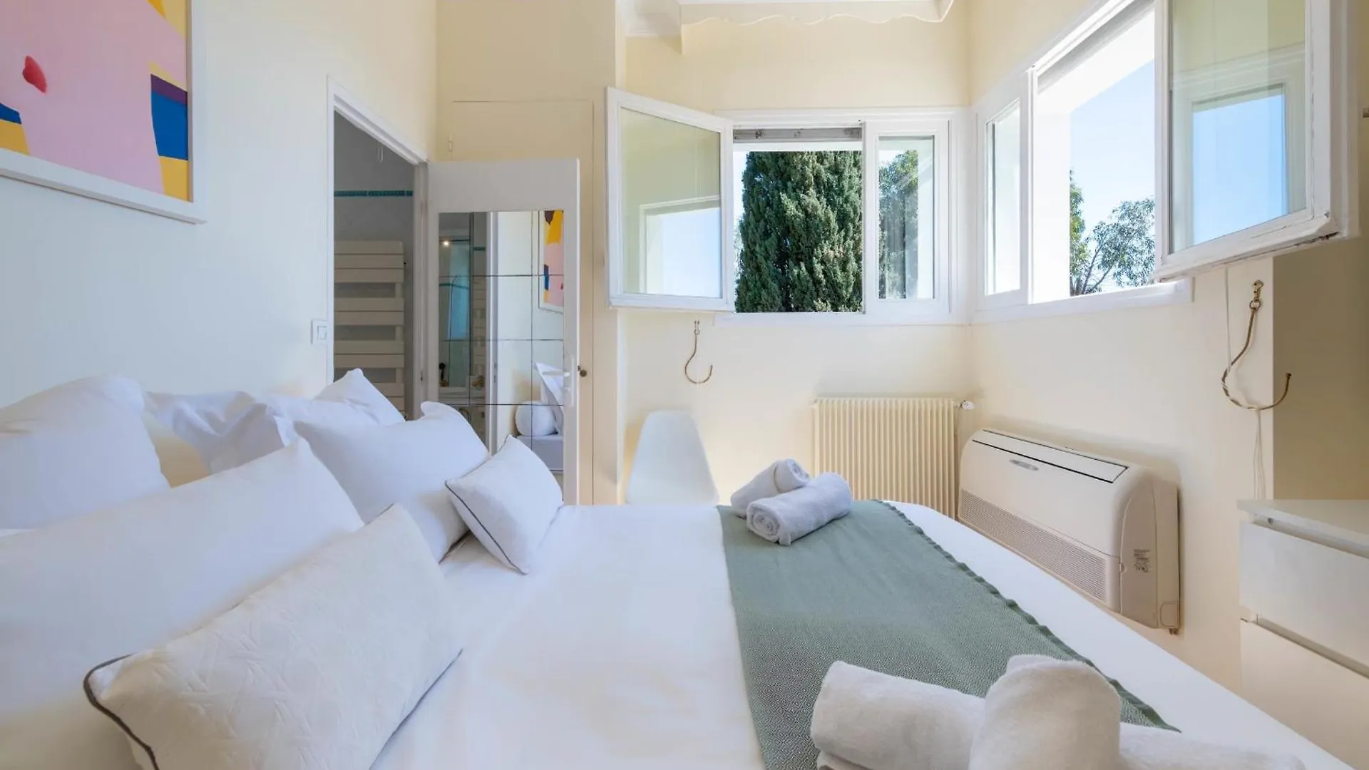 Unique! 2-Br Apartment With Pool & Rooftop Cannes 0*,  France