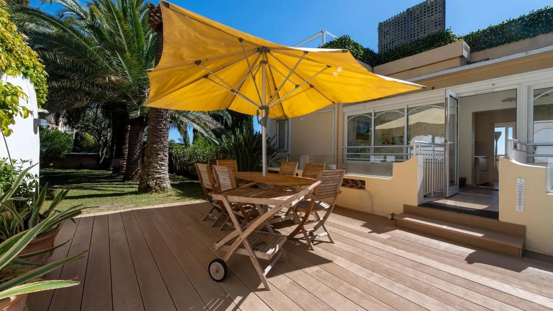 Unique! 2-Br Apartment With Pool & Rooftop Cannes 0*,